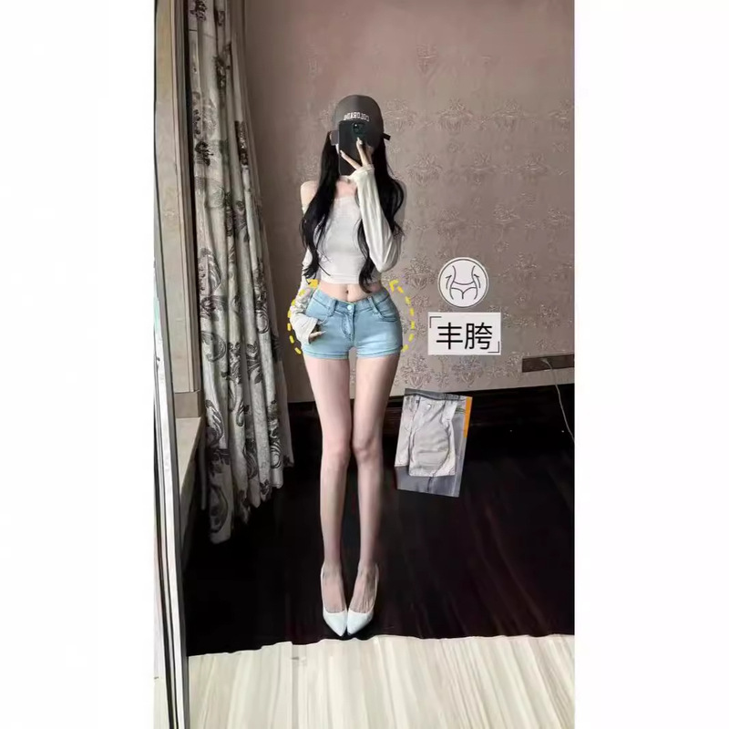 2024 Summer Spice Girls Slim-Fit Slimming Waist-hip Ratio Low Waist Full-hip Super Shorts Tight Straight Sexy Jeans 2024 Summer Spice Girls Slim-Fit Slimming Waist-hip Ratio Low Waist Full-hip Super Shorts Tight Straight Sexy Jeans
