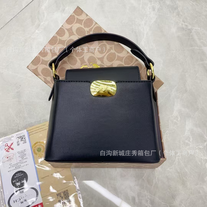 女性用の高級バッグ、新しい通勤ファッション、多用途のショルダークロスボディバッグ、軽くて豪華なポータブルケリーバッグ、小さなバッグ|undefined