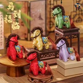 香包/香囊;布艺绣品;女士斜挎包