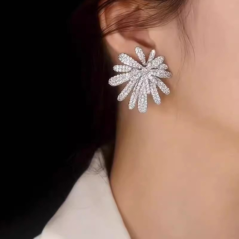 High-end Zircon Stud Earrings For Evening Party Sparkle_voghion.com