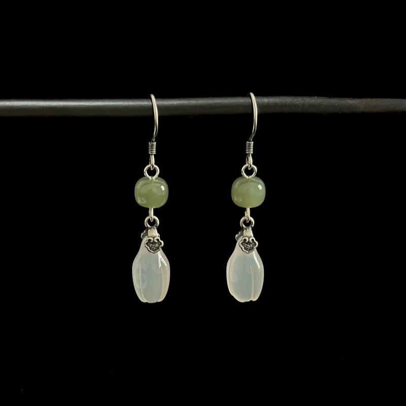 Universal retro long earrings with tassels
