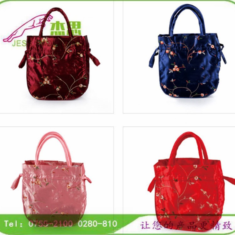 设计新款绸缎布中国风特色古装汉服抽绳束口袋绣花手提包量大从优