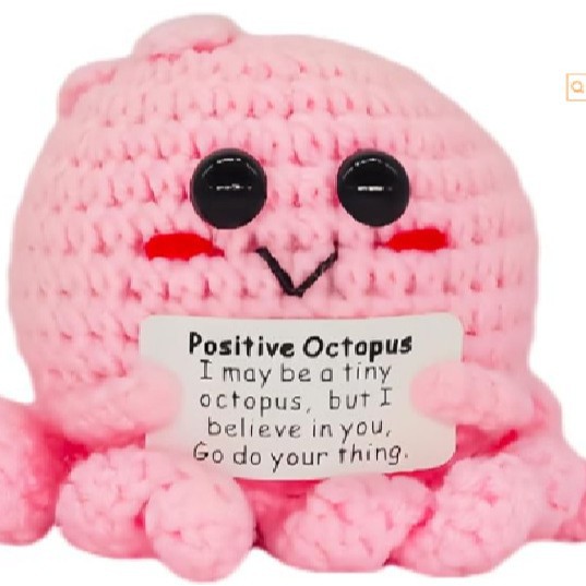 작은 손을 가진 핑크 문어