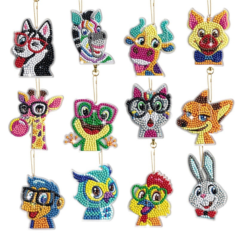 Acrílico pintado de perlas de doble cara llavero Mickey Crazy Zoo dibujos animados dibujos de diamantes DIY hechos a mano