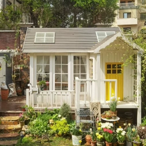 Небольшой деревянный домик-вилла для сборки, дом на дереве, гостевой дом, интернет-знаменитость, место для поселения, садовая чайная, двор, мобильная веранда, жилой дом.