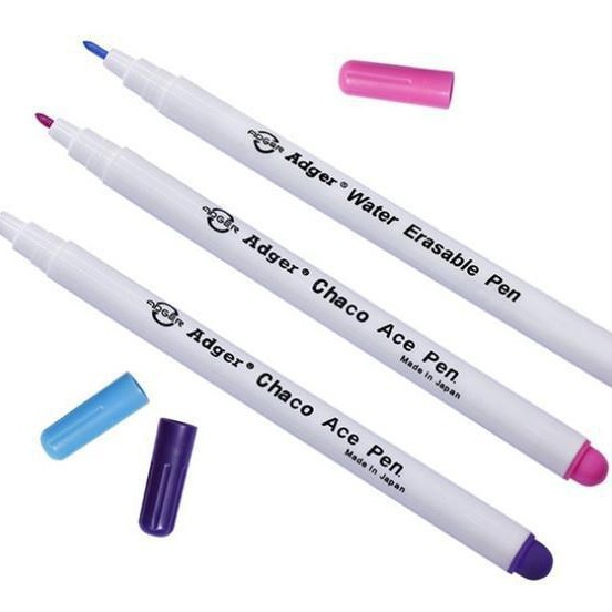 Un juego de 4 colores de bolígrafos de eliminación de aire, bolígrafos solubles en agua, bolígrafos de pérdida automática, bolígrafos de punto, bolígrafos de desvanecimiento, herramientas domésticas de costura de bricolaje