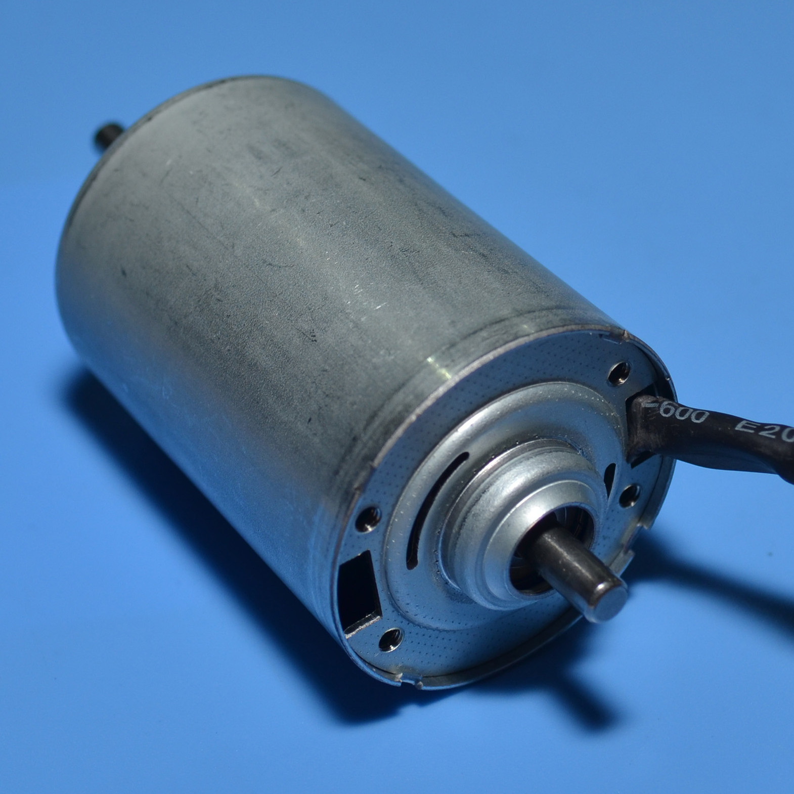 恒驱HengDrive无刷电机B4260M，内置驱动超长寿命高效率