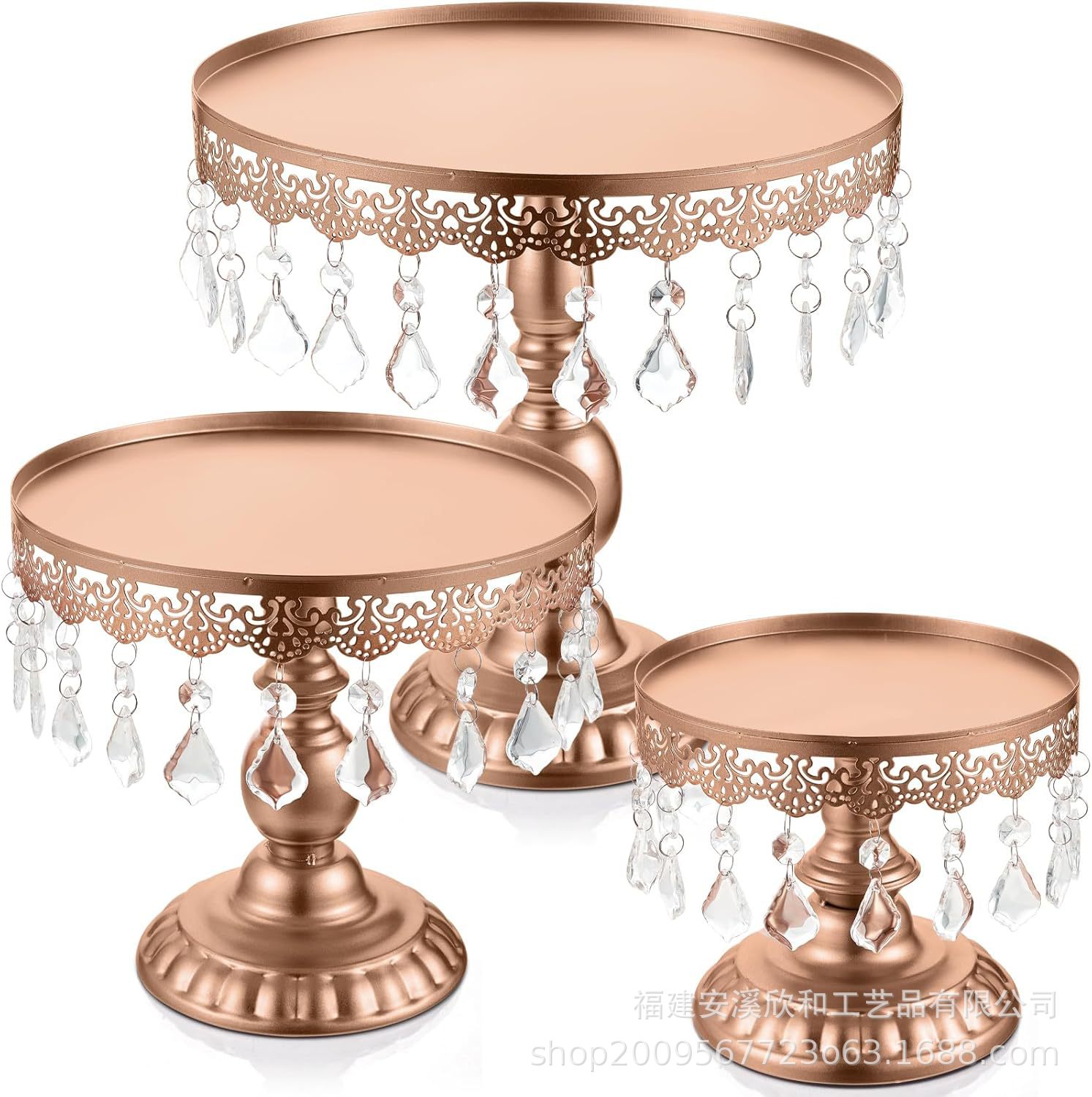 Estante de pastel de oro transfronterizo props de boda de lujo ligero paneles de pastel de hierro forjado paneles de bocadillos europeos mesa de postres bandeja de pies altos