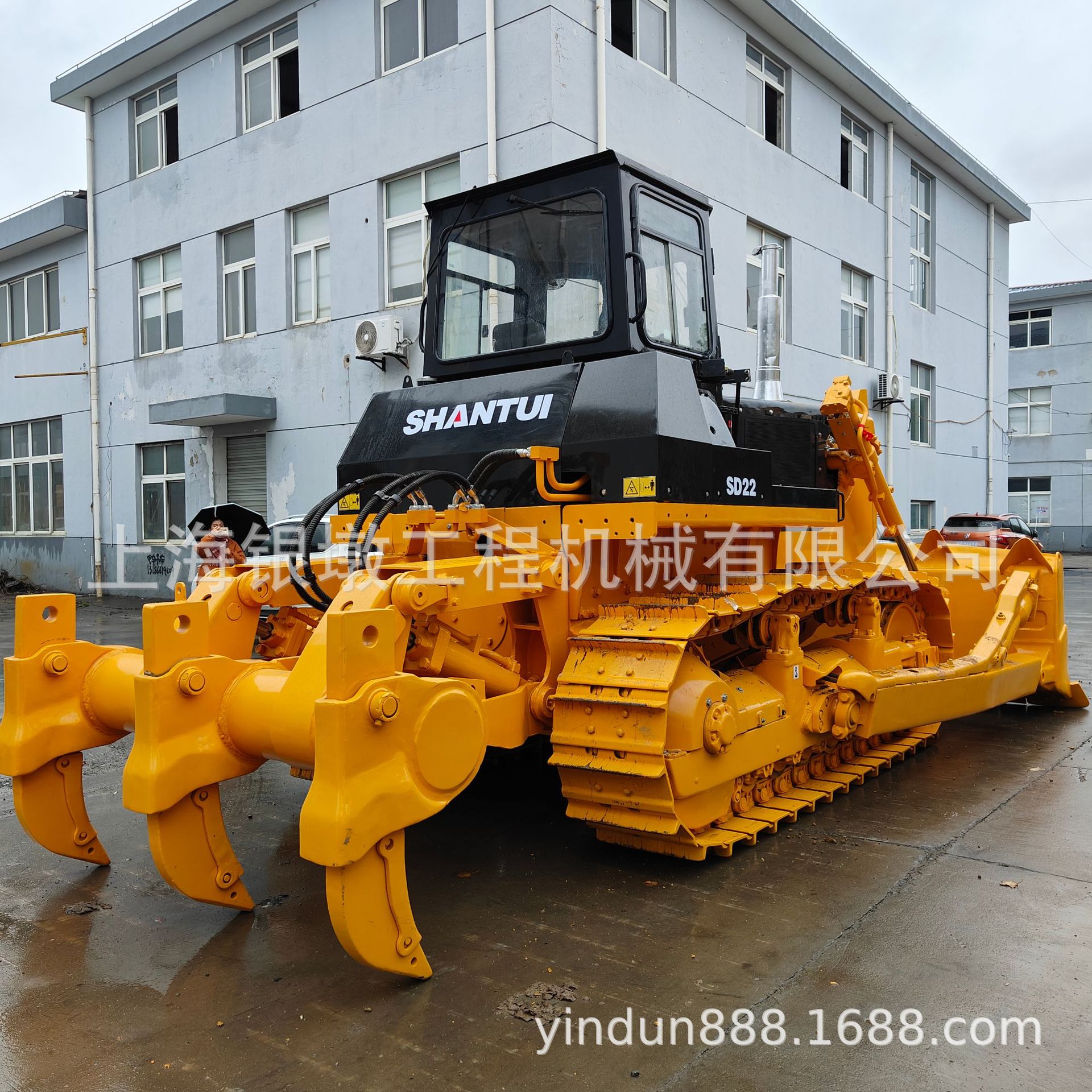 外贸直销物美价廉二手SD22 SD32推土机现货多台，精品机械包邮