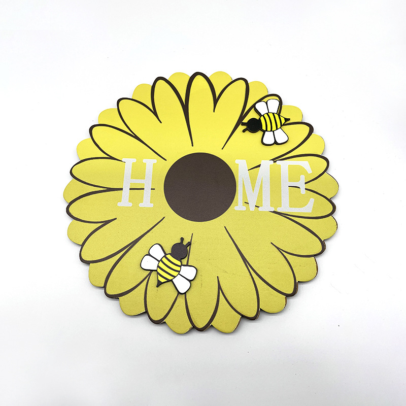 La Placa de puerta de bienvenida del Festival de madera transfronteriza puede ser reemplazada