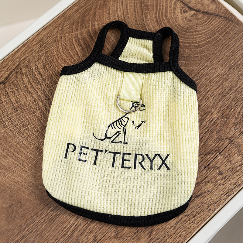 Primavera y verano amor perro cabina de gaffle de dibujos animados respirables gato chaleco de dos patas perro pequeño ropa de perro