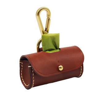 Factory direct retro leather pet toilet bag outdoor cat and dog walking garbage bag small bag pet poop hanging bag