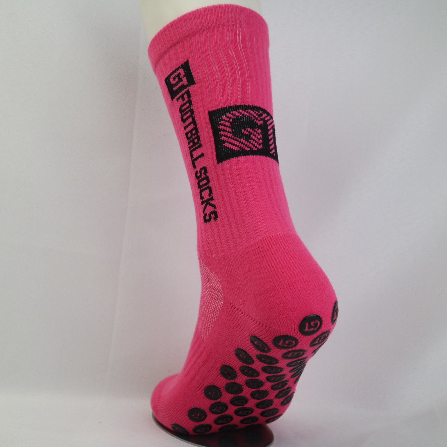 Anti-Slip Football Socks With Enhanced Cushioning - Breathable, Quick-Dry & Non-Slip Grip For Men & Women - Mid-Crew Sports Socks (Multiple Colors)_voghion.com