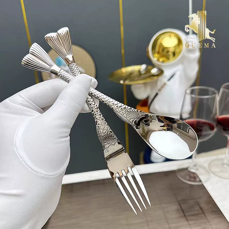[Ложка для еды арбуза] Новая доступная роскошная десертная вилка и ложка из нержавеющей стали с тиснением в виде хвоста русалки, детская вилка, десертная ложка