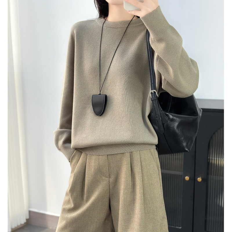 Real Shot of Solid Color Long-Sleeve Pullover Knit Sweatshirt for Women, 2026 New Autumn and Winter Self-Heating Round Neck Versatile Sweater