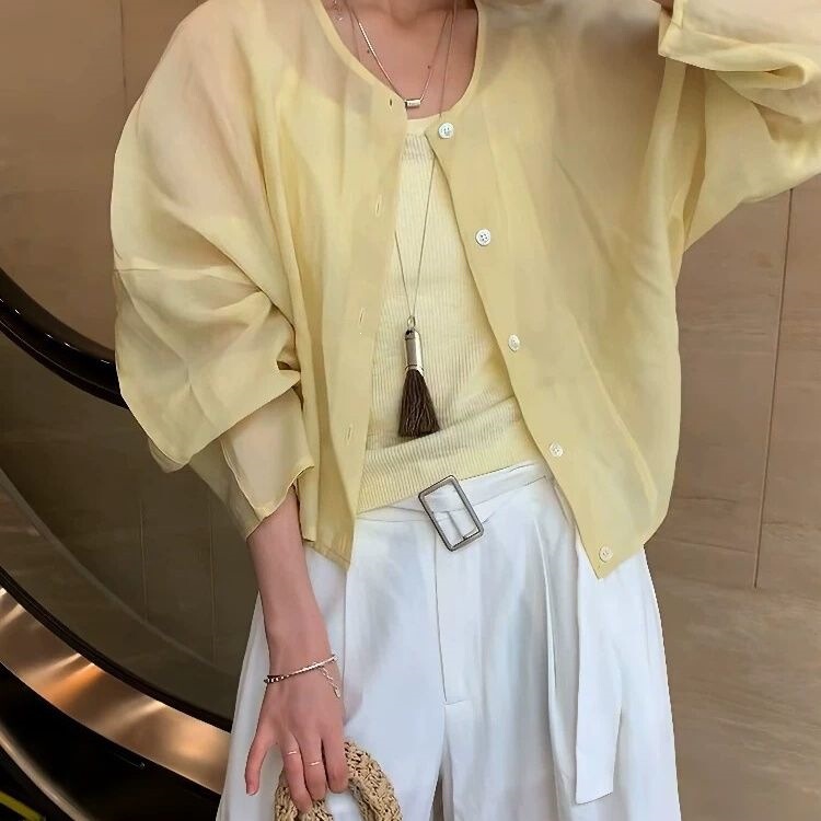 Summer Plus-Size Shirts, New Round-Neck Styles, New French-Style Regular-Shoulder Tencel Brocade Shirts, Loose-Fitting, Stylish, Niche Outerwear Summer Plus-Size Shirts, New Round-Neck Styles, New French-Style Regular-Shoulder Tencel Brocade Shirts, Loose-Fitting, Stylish, Niche Outerwear