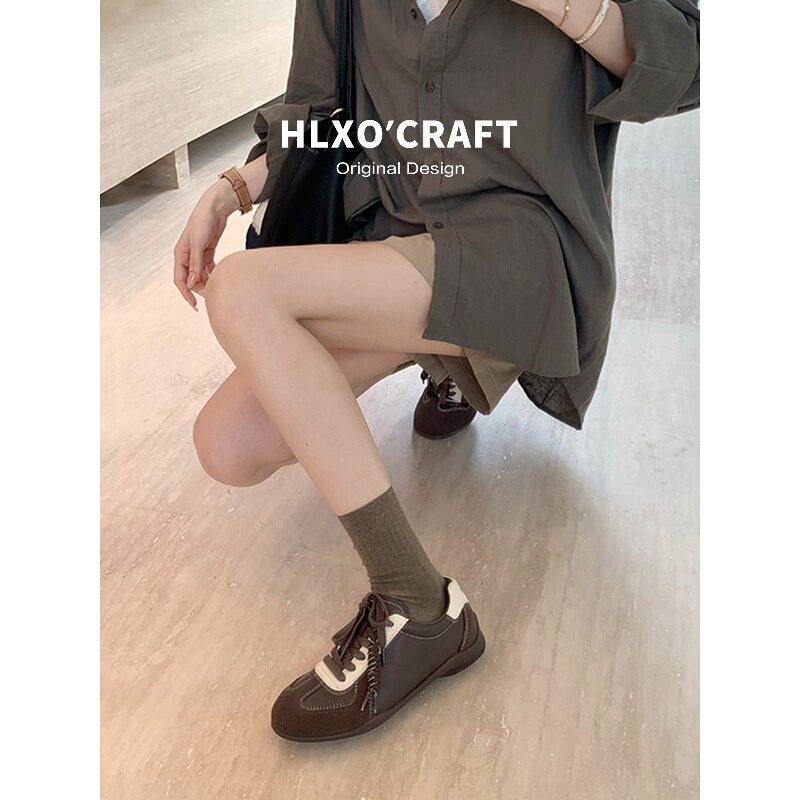 Giày sneaker nữ da bò buộc dây phong cách Đức huấn luyện, đế cao 6 cm — 48 chiếc màu đen (6cm) còn hàng, 48 màu nâu (6cm) hàng có sẵn, 48 màu trắng (6cm) hàng có sẵn, 48 màu vàng (6cm) còn hàng
