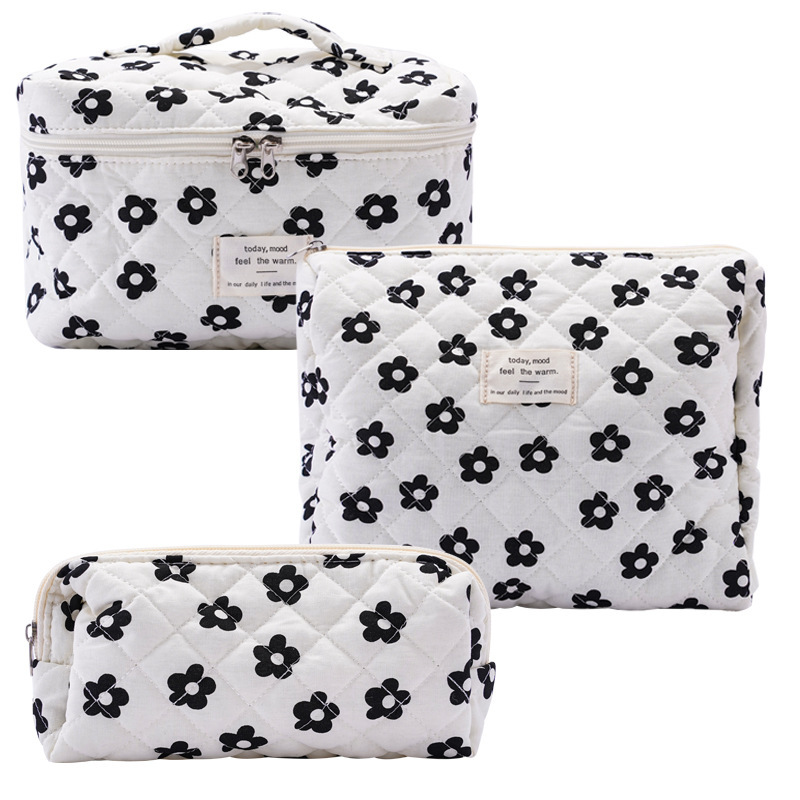 Bolsos de maquillaje portátiles de gran capacidad, pequeñas flores trituradas, acolchados portátiles, algodón, flores encantadoras, estudiantes viajeros