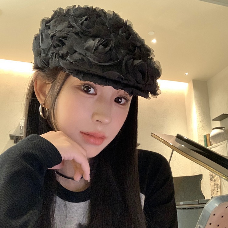 Sombrero de nicho coreano de rosa tridimensional para mujeres versátil cara cóncava modelado pintor sombrero de moda boina