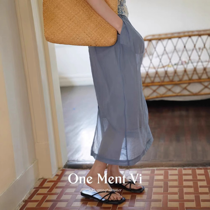 One ment VI six-in-one "morning mist" French double-layer micro-permeable texture pleated long skirt for women