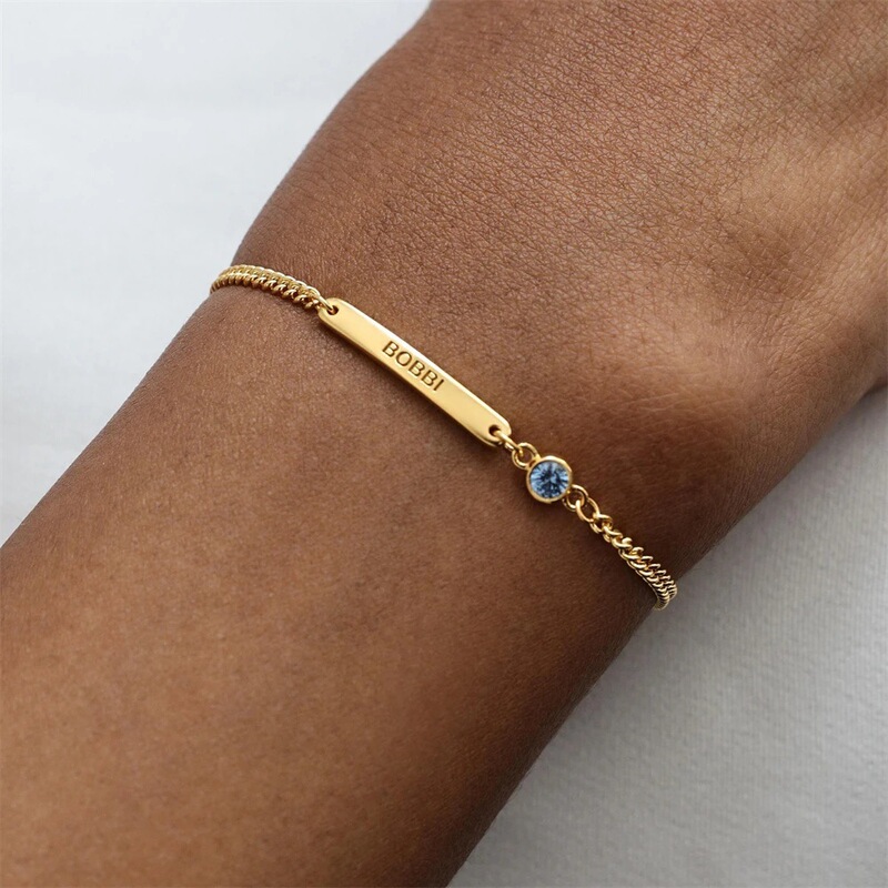 Cross-border European and American popular name-engraved bracelet, fashionable and versatile stainless steel DIY letter personalized light luxury accessory Cross-border European and American popular name-engraved bracelet, fashionable and versatile stainless steel DIY letter personalized light luxury accessory