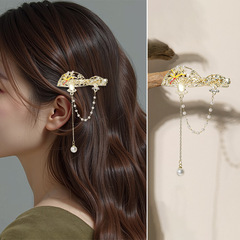 新しい中国風のパールタッセルヘアピン女性のための扇形のバラの花前髪クリップサイドクリップヘアアクセサリーギフトガールフレンドのため