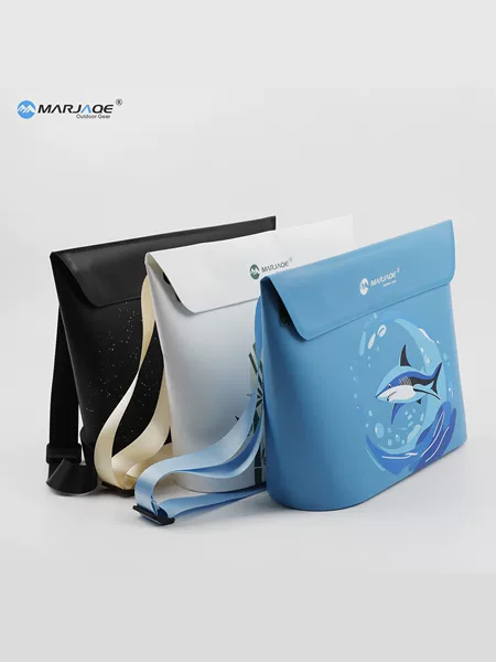 Crossbody Waterproof Bag with Waterproof Zipper, Travel Toiletry Bag, Casual Bag, Versatile for Swimming and Fishing, Cartoon Bag