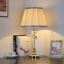 水晶台灯卧室床头灯创意浪漫简约现代轻奢民宿客厅温馨结婚房台灯