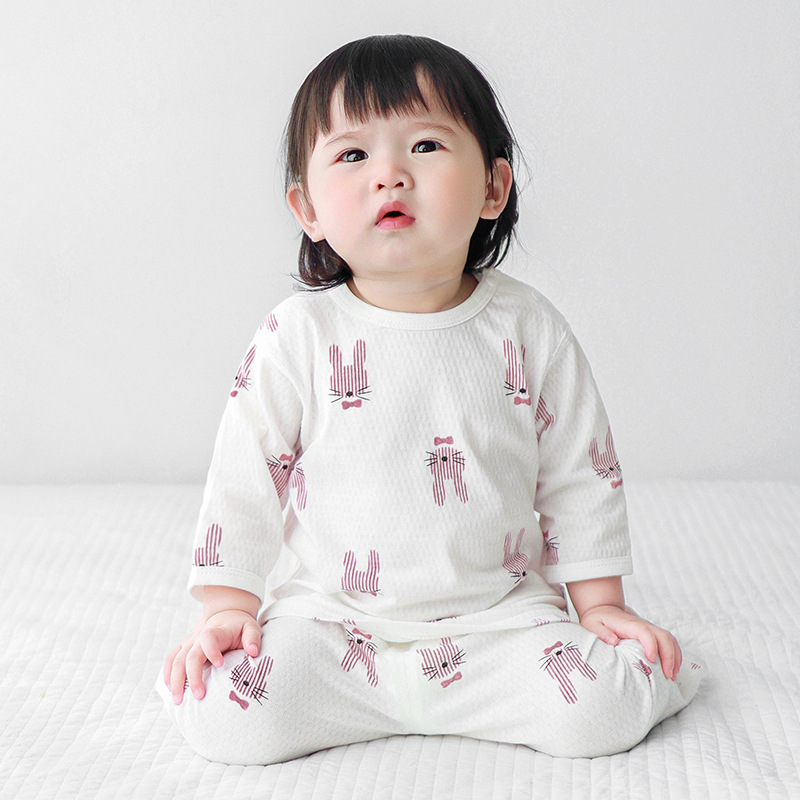 Baby summer set de aire acondicionado de algodón de manga media de dos piezas para niños y niñas, ropa de verano delgada para bebés divididos