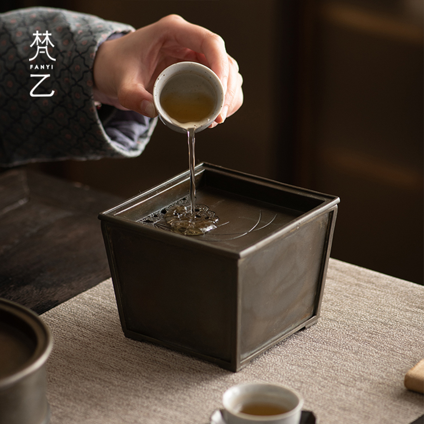 古法匠造日式功夫茶具古锡建水茶渣缸家用锡干泡台茶洗储水废水桶