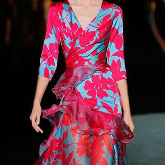 2024 New European and American Cross-border Amazon Dress Elegant Women's Printed Maple Leaf Slim-fit Multi-layer V-neck Dress