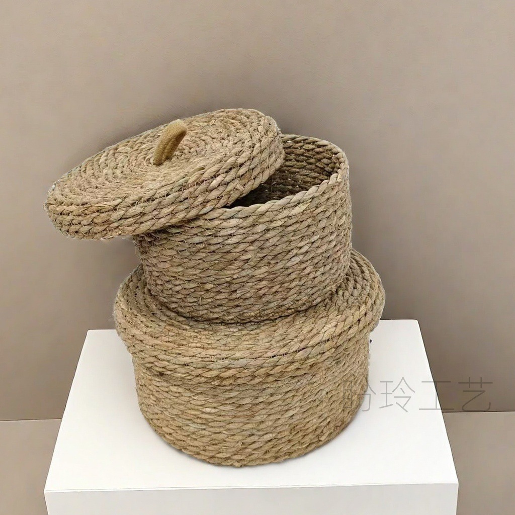 Cesta de almacenamiento azul de paja europea redonda tejida a mano tejida de algodón tejida de caña cesta de almacenamiento image 5