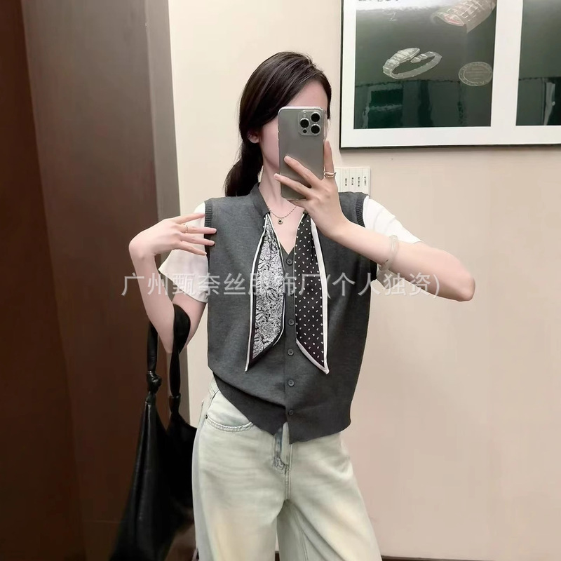 今年流行老钱风配丝巾排扣假两件针织短袖女时尚百搭显瘦精美上衣|undefined