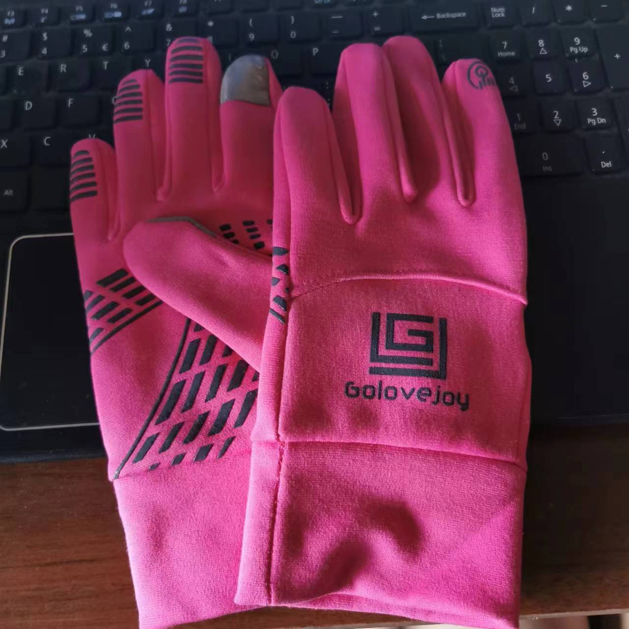 Black Gloves