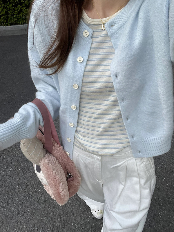 软糯感浅蓝色女针织毛衣外套2025秋季新款简约高级感慵懒风短外套|undefined