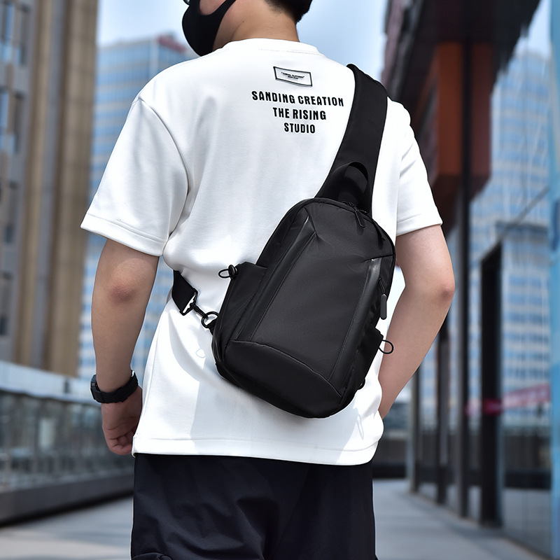 Nuevo bolso de pecho de hombre transfronterizo simple mochila de hombro de nylon impermeable bolsa de color gradiente casual bolso de moda de hombre