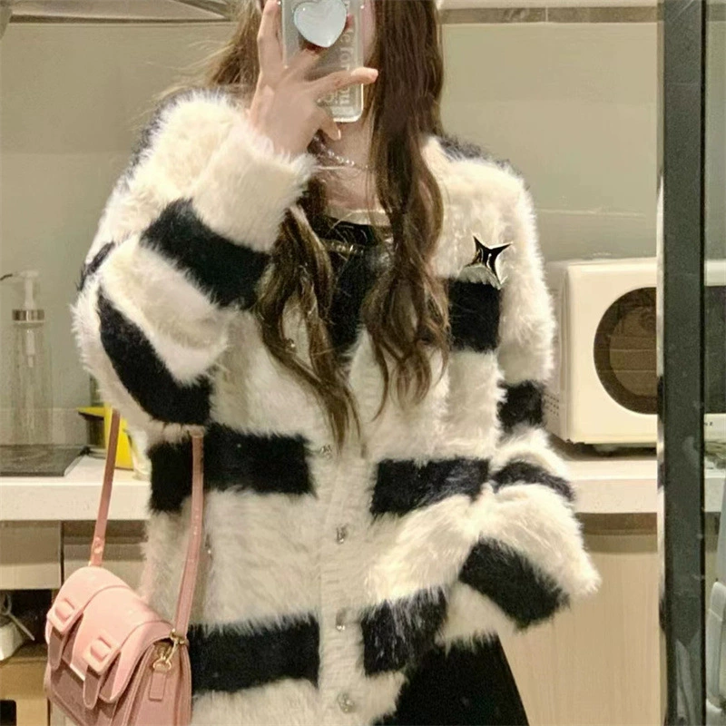 Полосатый вязаный кардиган 2025: новинка осени-зимы, корейский стиль, шерстяной кардиган в полоску, женская куртка в стиле «ленивый шик»