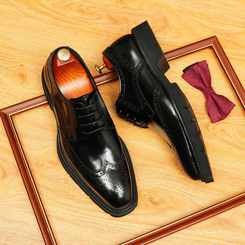 [pies] zapatos de cuero genuinos para hombres de negocios británicos cuero de vaca tallado en el interior con tirantes de cabeza cuadrada y zapatos de hombre marrones para bodas del novio image 5