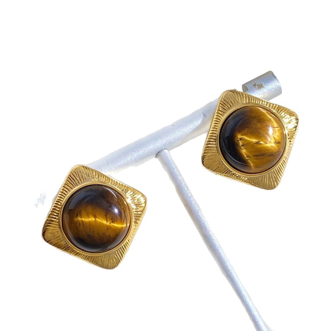 Fashionable retro geometric square stone inlay