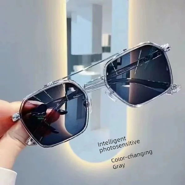 Double-Bridge Vintage Anti-Blue Light Non-Prescription Eyeglasses Frame, Stylish Color-Changing Non-Prescription Glasses for Nearsightedness