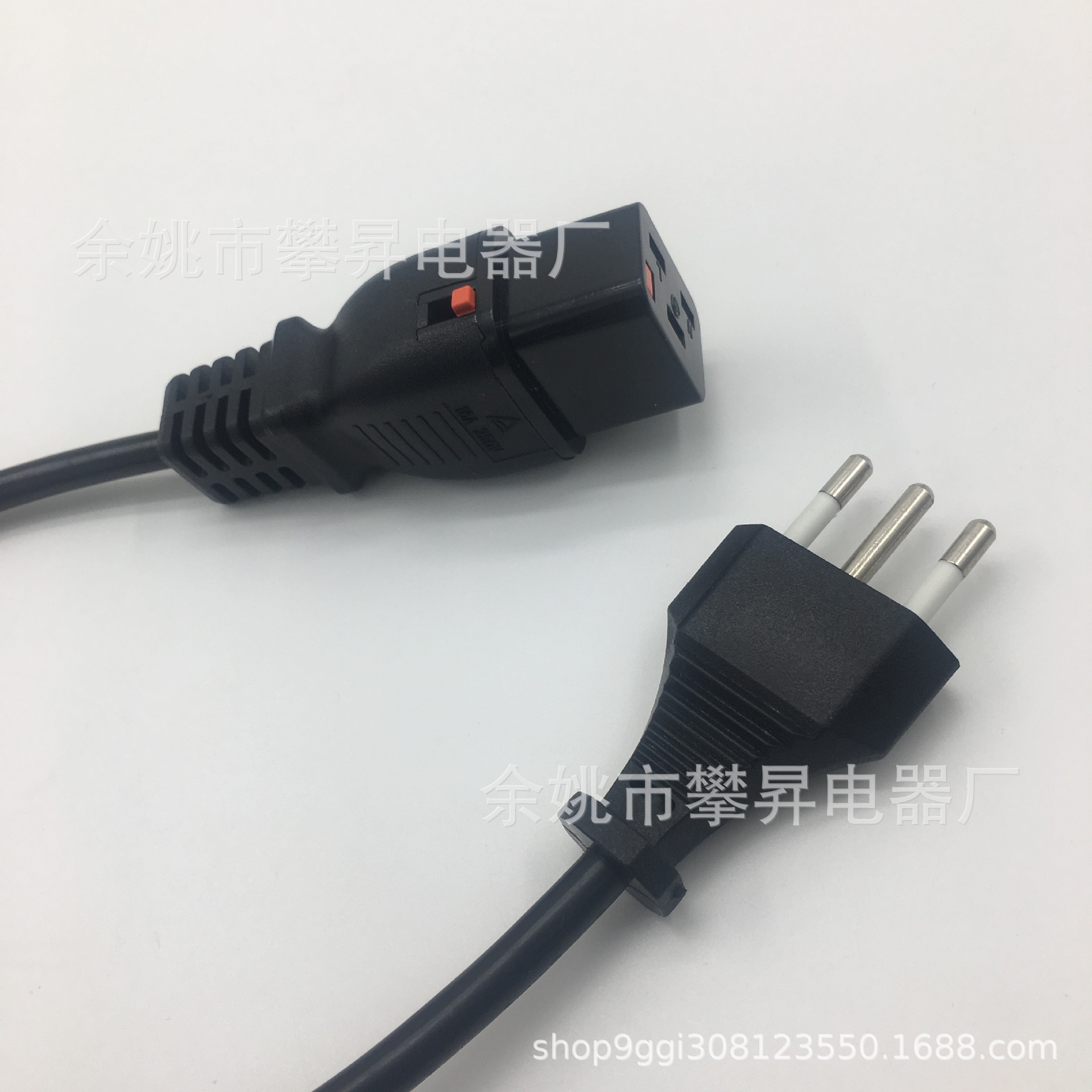 三芯意大利插头电源线意大利三芯大功率插头转C19品字尾带弹装置