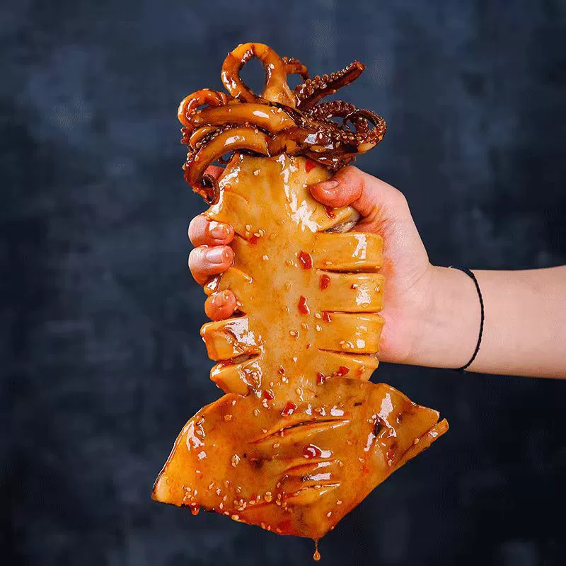 Готовая к употреблению сеть кальмаров для барбекю