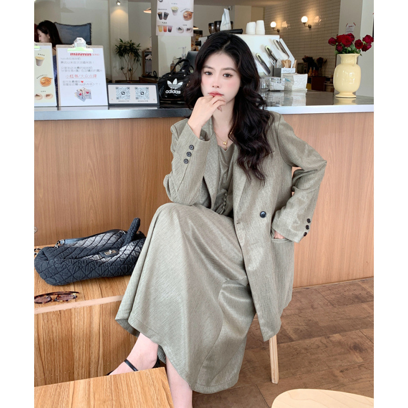 大码女装早秋肌理质感高级显白西装小设计收腰吊带裙气质两件套装|undefined