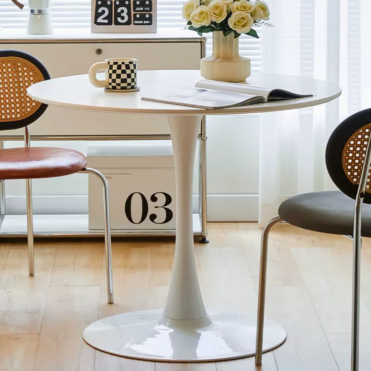 网红白色北欧风ins小圆形洽谈桌奶茶咖啡店桌椅组合郁金香餐饭桌