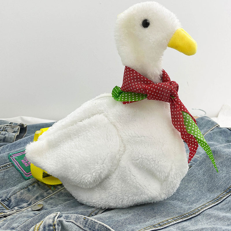 批发可爱毛绒包包女秋冬季新款丝巾鸭子毛毛包学生童趣单肩斜挎包