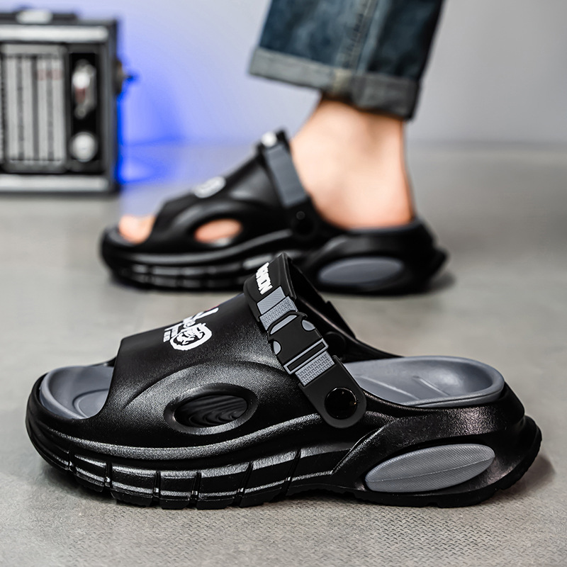 En verano, use sandalias y zapatillas de alta gama de suela gruesa 2025, sandalias y zapatillas antideslizantes de playa transfronteriza para hombres