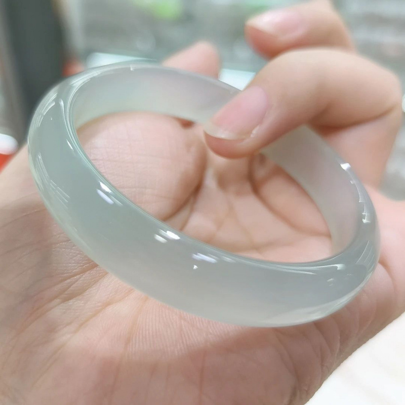 Elegant Style ~ Clear Water Color Chalcedony Bracelet for Women, Green Color High-End Lady Bracelet, Ice-Transparent Fashionable Fairy Jade Bracelet