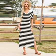 时颖新款黑白条纹印花V领短袖连衣裙女欧美休闲下摆侧开叉长裙女