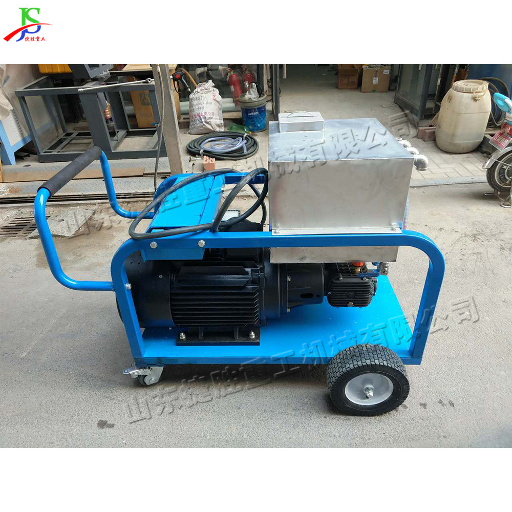 máquina de limpieza de alta velocidad para limpiar la pared interna de la caldera de pulverización de material para dragar el camión tanque de aceite