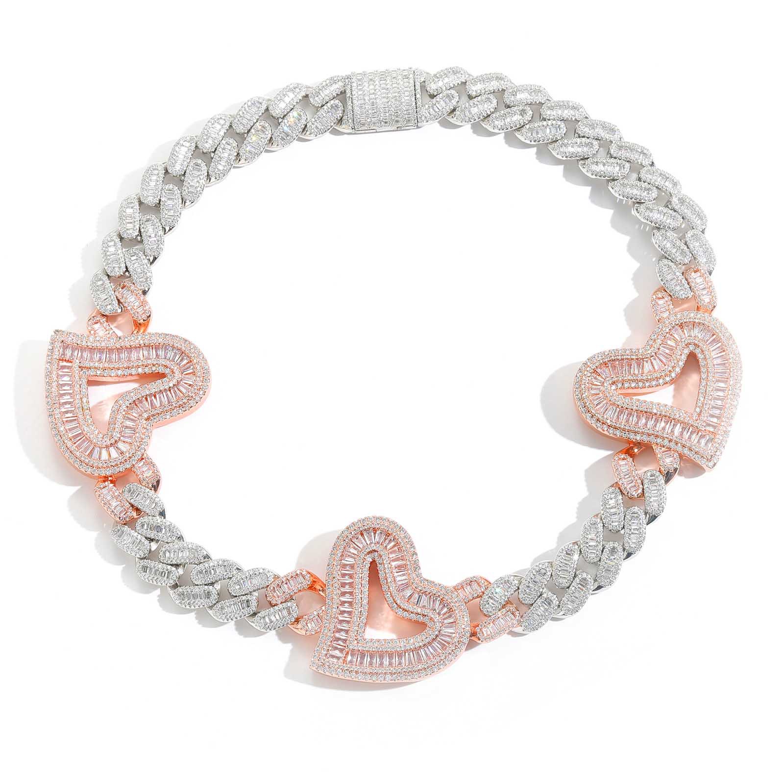 Hip Hop Love Cuban Chain Close-up